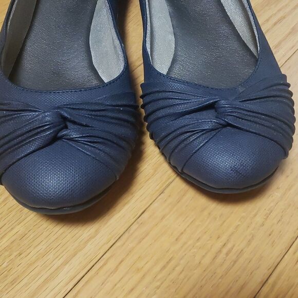 Life Stride Soft System Navy Blue Flats - Picture 3 of 9